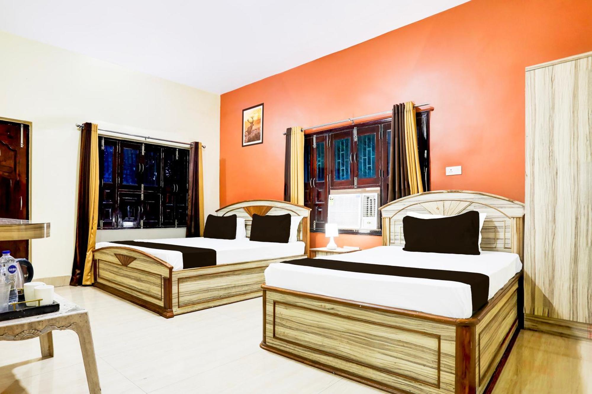 Hotel O R B Palace Varanasi Eksteriør billede